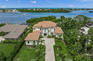 1109 Bayshore Rd, Nokomis, FL 34275 - Photo 2