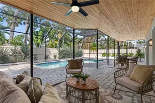 4879 Commonwealth Dr, Sarasota, FL 34242 - Photo 30
