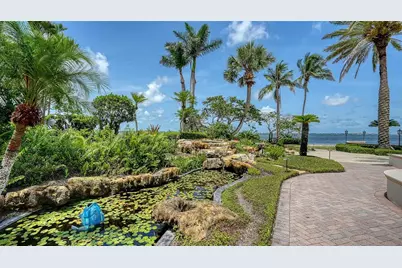 4423 Bay Shore Road, Sarasota, FL 34234 - Photo 14