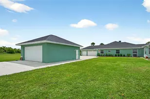 2555 Pear St, Port Charlotte, FL 33948 - Photo 100