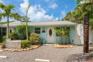 544 Canal Rd, Sarasota, FL 34242 - Photo 2