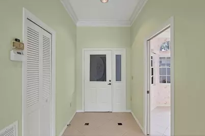 5662 Long Common Circle #8, Sarasota, FL 34235 - Photo 10