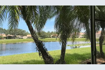8228 Simpson Falls Court, Sarasota, FL 34243 - Photo 2
