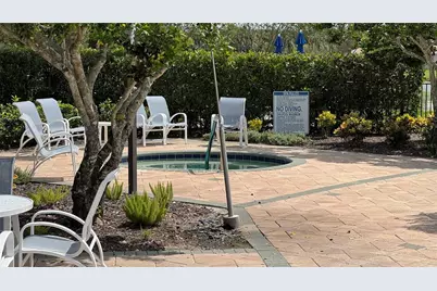 8228 Simpson Falls Court, Sarasota, FL 34243 - Photo 4