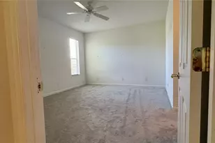 8228 Simpson Falls Ct, Sarasota, FL 34243 - Photo 12