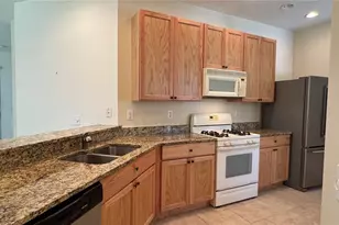 8228 Simpson Falls Ct, Sarasota, FL 34243 - Photo 6