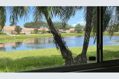 8228 Simpson Falls Court, Sarasota, FL 34243 - Photo 10