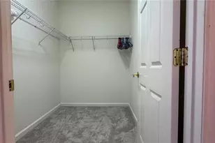 8228 Simpson Falls Ct, Sarasota, FL 34243 - Photo 14