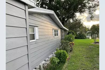 8505 Monarch Place, Palmetto, FL 34221 - Photo 12