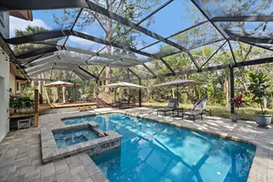 4533 Friar Tuck Ln, Sarasota, FL 34232 - Photo 12