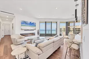 1211 Gulf of Mexico Dr, Longboat Key, FL 34228 - Photo 8