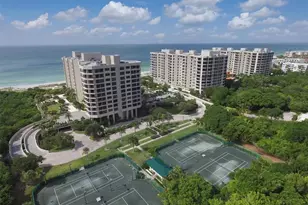 1211 Gulf of Mexico Dr, Longboat Key, FL 34228 - Photo 2