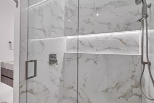 1211 Gulf of Mexico Dr, Longboat Key, FL 34228 - Photo 26