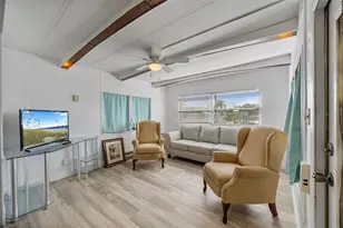 2312 17th St Ct W, Bradenton, FL 34205 - Photo 6