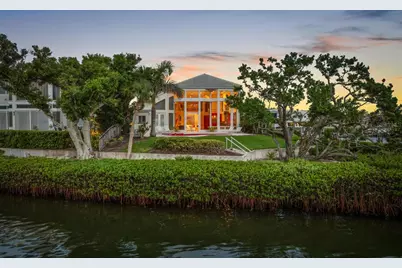 3576 Fair Oaks Way, Longboat Key, FL 34228 - Photo 2