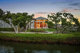 3576 Fair Oaks Way, Longboat Key, FL 34228 - Photo 2