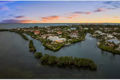 3576 Fair Oaks Way, Longboat Key, FL 34228 - Photo 40