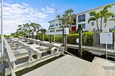 3576 Fair Oaks Way, Longboat Key, FL 34228 - Photo 38