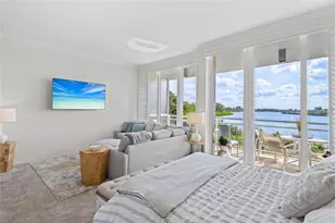 225 Sands Point Rd, Longboat Key, FL 34228 - Photo 8