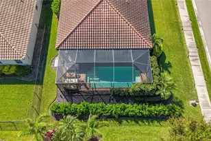 2807 Oriole Dr, Sarasota, FL 34243 - Photo 66