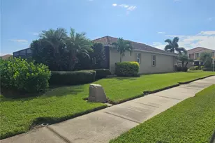 2807 Oriole Dr, Sarasota, FL 34243 - Photo 88