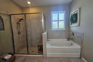 2807 Oriole Dr, Sarasota, FL 34243 - Photo 30