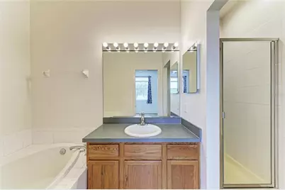 3934 Yellowstone Circle, Sarasota, FL 34233 - Photo 28