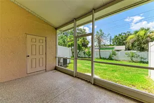3934 Yellowstone Cir, Sarasota, FL 34233 - Photo 10