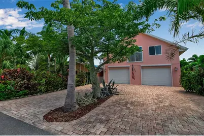 7908 19th Avenue Drive W, Bradenton, FL 34209 - Photo 2