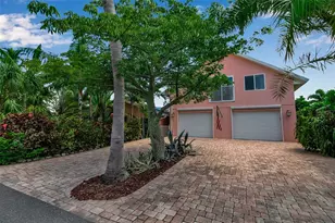 7908 19th Ave Dr W, Bradenton, FL 34209 - Photo 2