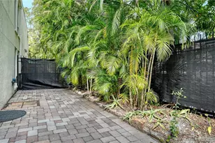 1542 Oak St, Sarasota, FL 34236 - Photo 40