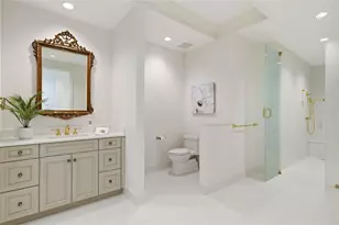 2251 Gulf of Mexico Dr, Longboat Key, FL 34228 - Photo 48