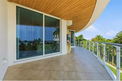 2251 Gulf Of Mexico Drive #301, Longboat Key, FL 34228 - Photo 16