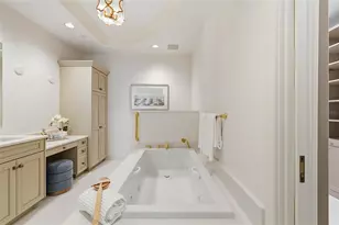 2251 Gulf of Mexico Dr, Longboat Key, FL 34228 - Photo 52