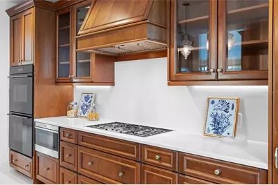 2251 Gulf Of Mexico Drive #301, Longboat Key, FL 34228 - Photo 14