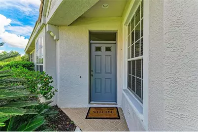 7039 Woodmore Terrace, Lakewood Ranch, FL 34202 - Photo 4