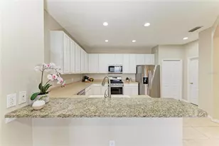 7039 Woodmore Terrace, Lakewood Ranch, FL 34202 - Photo 12