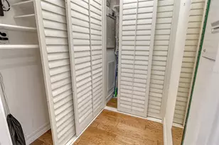 400 Golden Gate Point, Sarasota, FL 34236 - Photo 30