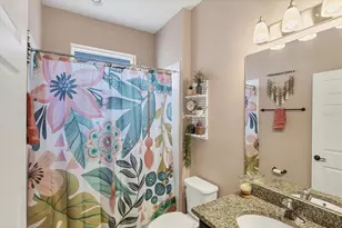 7536 Aguila Dr, Sarasota, FL 34240 - Photo 26