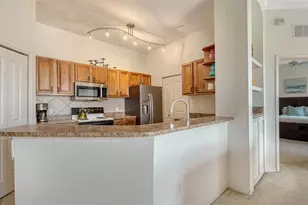 8397 38th St Cir E, Sarasota, FL 34243 - Photo 12