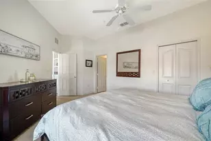 8397 38th St Cir E, Sarasota, FL 34243 - Photo 18