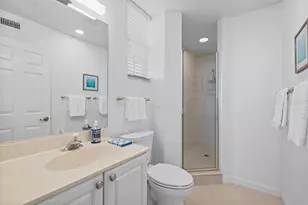 1240 Dolphin Bay Way, Sarasota, FL 34242 - Photo 22