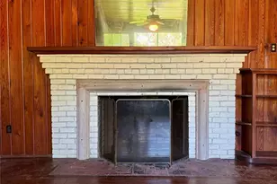 1109 Patterson Dr, Sarasota, FL 34234 - Photo 8