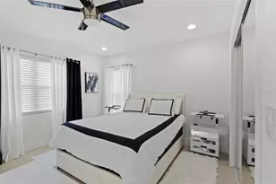 6917 22nd St W, Bradenton, FL 34207 - Photo 12