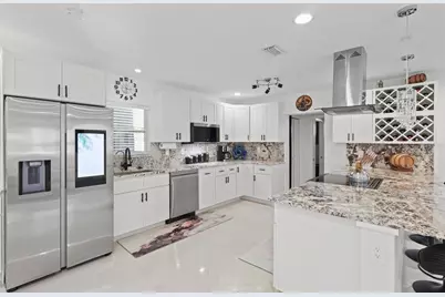 6917 22nd Street W, Bradenton, FL 34207 - Photo 14