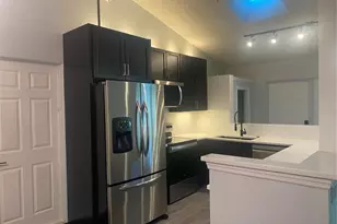 6124 Dartmouth Dr, Bradenton, FL 34207 - Photo 4