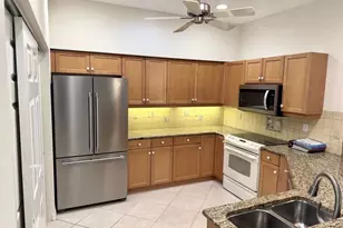 6444 7th Ave Cir W, Bradenton, FL 34209 - Photo 8