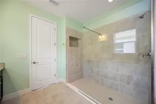 11680 Tapestry Ln, Venice, FL 34292 - Photo 22