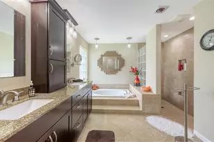 3931 Torrey Pines Blvd, Sarasota, FL 34238 - Photo 16