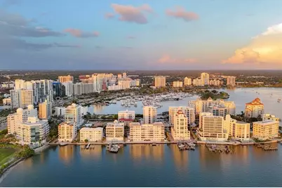 226 Golden Gate Point #12, Sarasota, FL 34236 - Photo 12